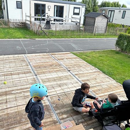 Phitina'S Tiny House Jabbeke - Oostende - Brugge Jabbeke (West-Flanders) Exterior foto